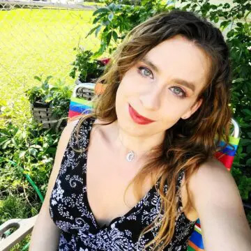 sophie-edwards-voice-feminization-coach-transgender-voice-coach-washington-dc-360x360